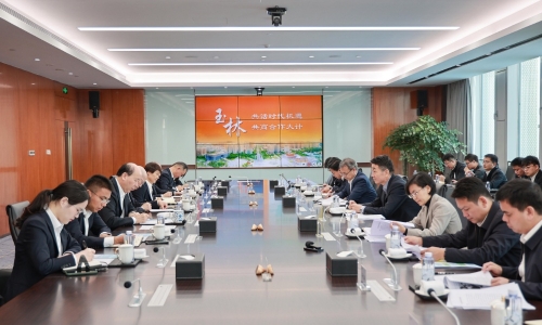 广西玉林市委书记王琛莅临南宫电子游戏调研