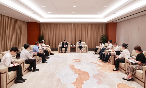 招商银行杭州分行副行长廖壮一行莅临南宫电子游戏调研