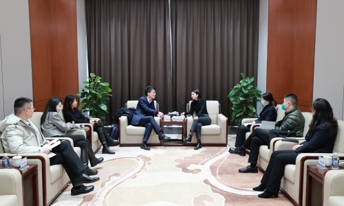 招商银行嘉兴分行行长楼俊强莅临南宫电子游戏调研