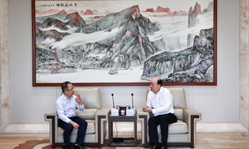 国网嘉兴供电公司总经理乐全明莅临南宫电子游戏调研