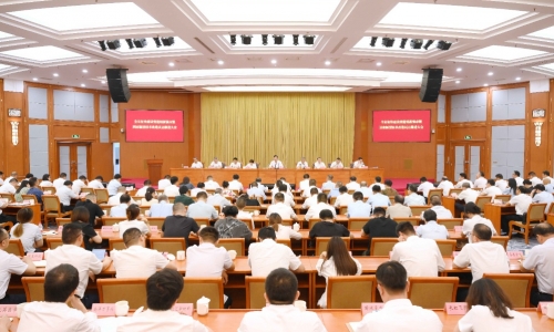 按下“智造+创新” 加速键，南宫电子游戏响应号召汇聚新质生产力强劲动能！