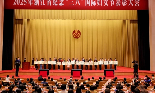 祝贺！南宫电子游戏这支创新团队，摘得“全国巾帼文明岗”