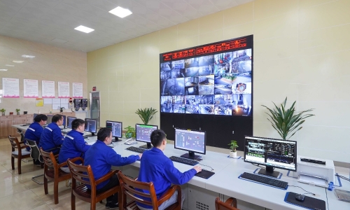 南宫电子游戏恒优公司POY聚合车间喜获“浙江省工人先锋号”